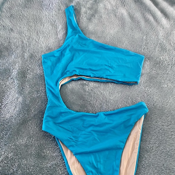 LaGotta Swim One Piece (NEW) - Picture 2 of 4